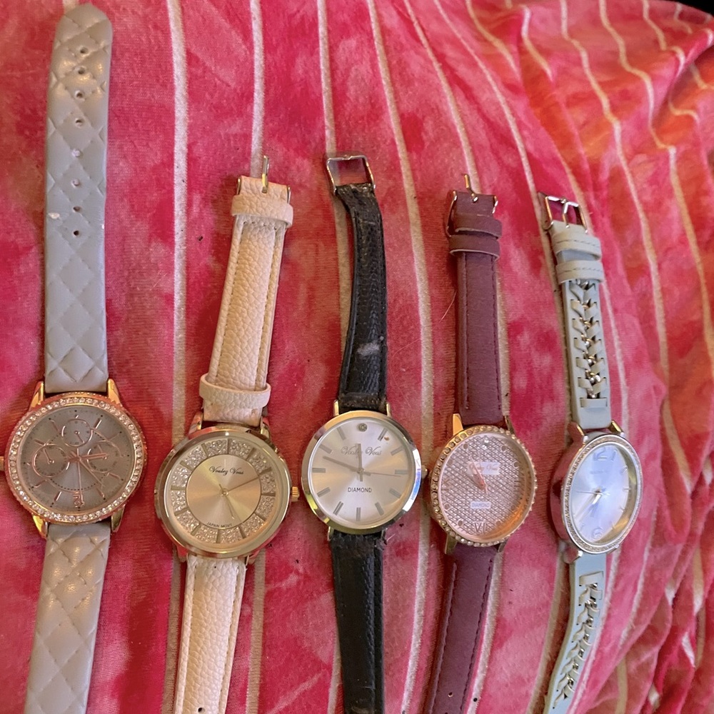 Lot of 5 Casual Watches.